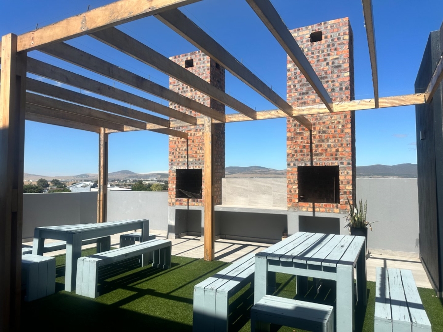 1 Bedroom Property for Sale in Table View Western Cape